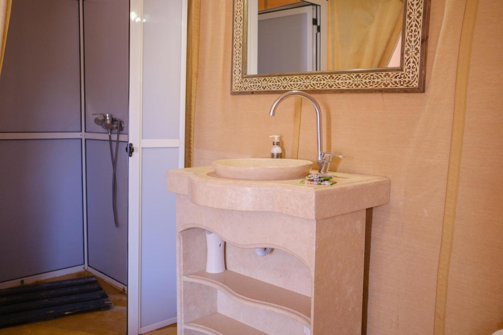 Hotel Camel Trips Luxury Camp Merzouga Esterno foto